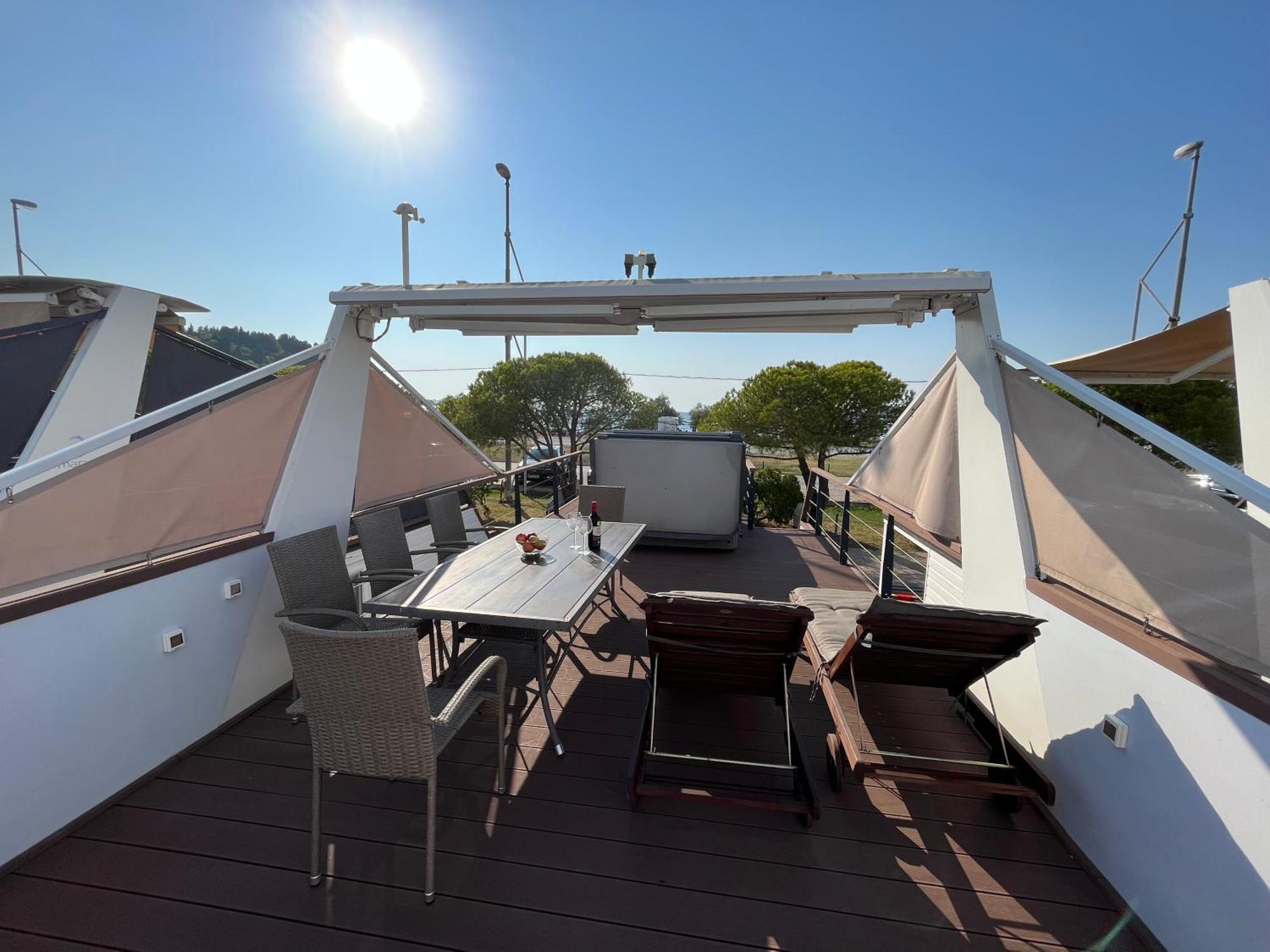 Marina Luxury Houseboat Lace Portorož Dış mekan fotoğraf